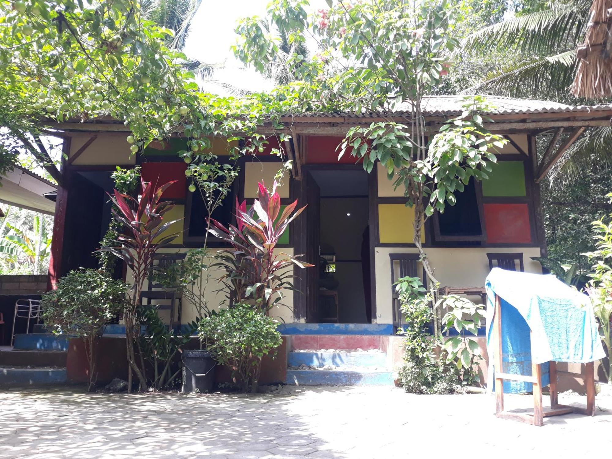 Big Daddy'S Surfcamp Apartment Pasanggaran Exterior foto